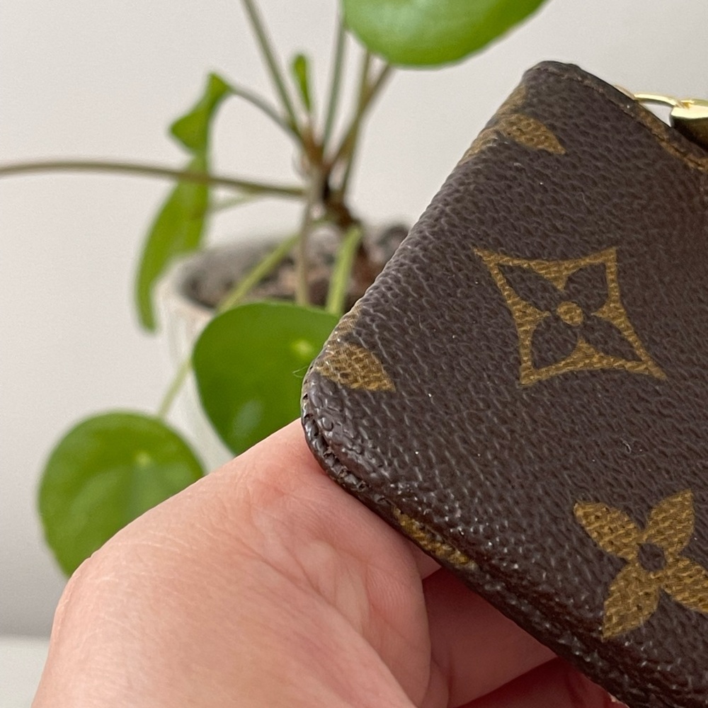 Louis Vuitton Vintage Monogram keypouch - Picture 6 of 12